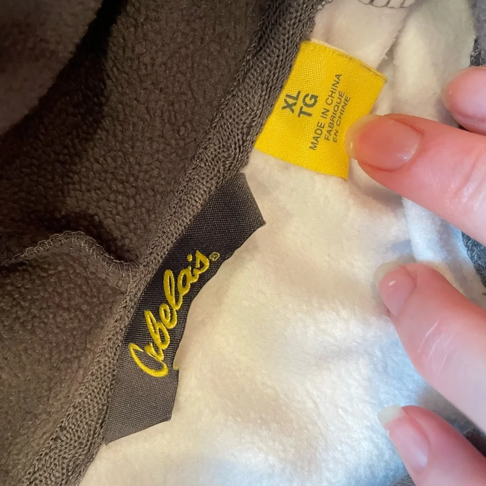 Cabela’s Youth XL Hoodie – Gray & White Camo Sweatshirt – Hunting & Fishing Logo